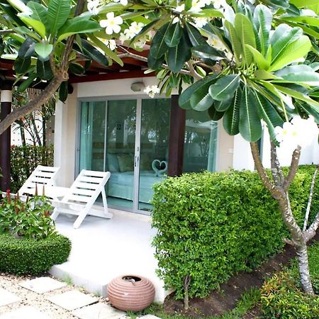 Chez Nous Boutique Resort Haad Chao Samran Exterior photo